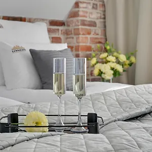  Aparthotel Stagiewna By Downtown
